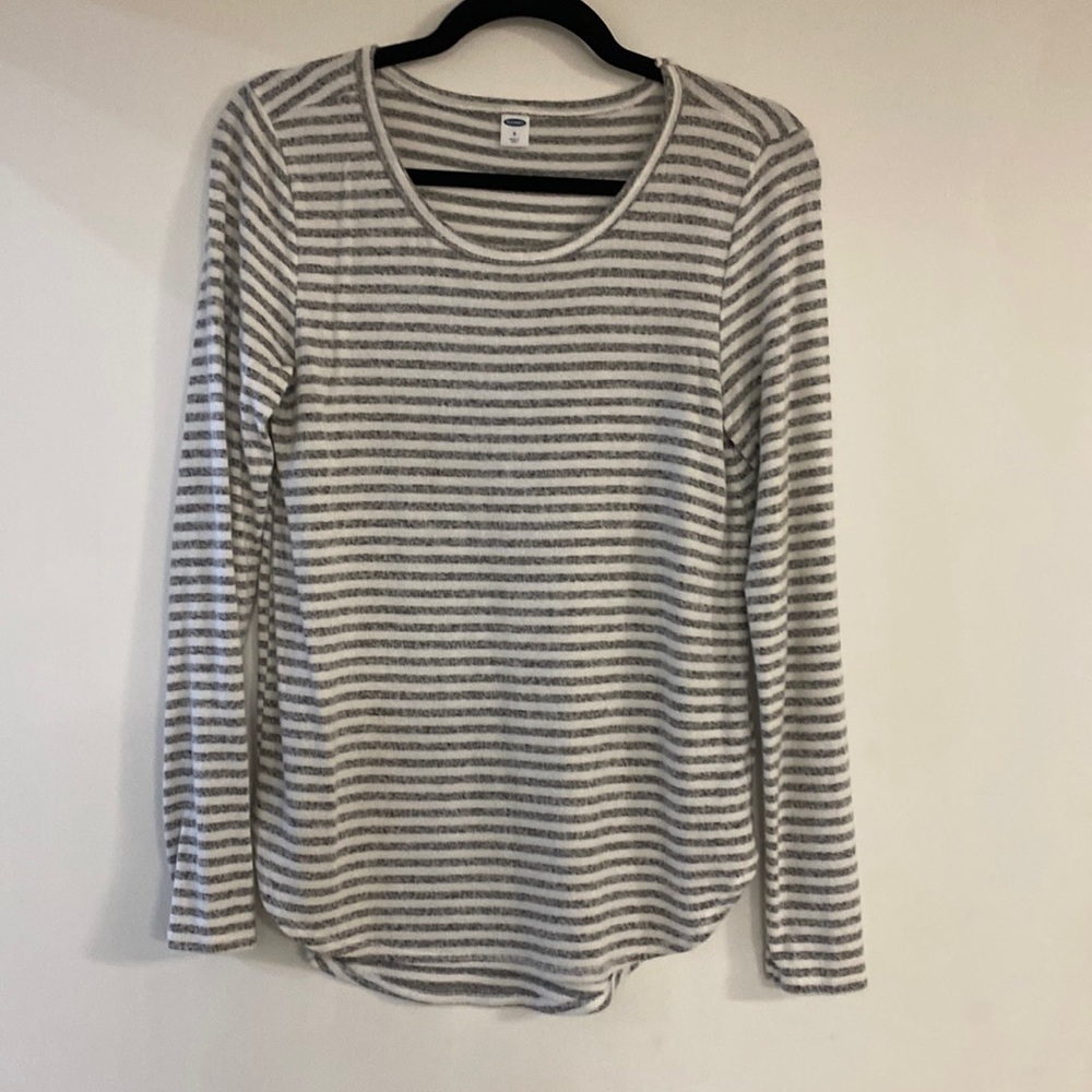 Old Navy Striped Long Sleeve Scoop Neck